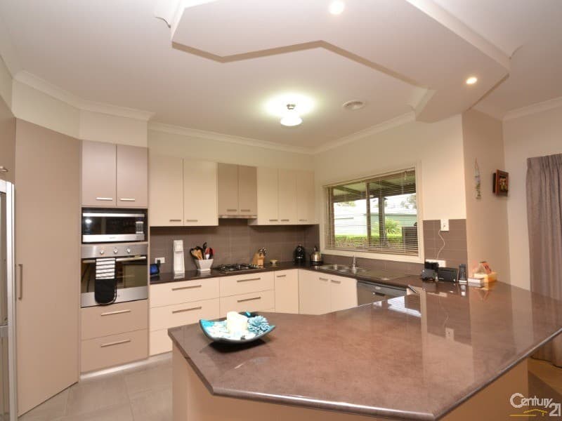 11 Village Court, Echuca, VIC, 3564, Echuca - Thumbnail 3
