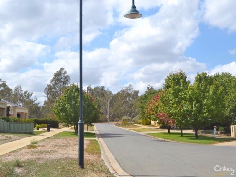 6 Riverland Close, Echuca, VIC, 3564, Echuca - Thumbnail 2