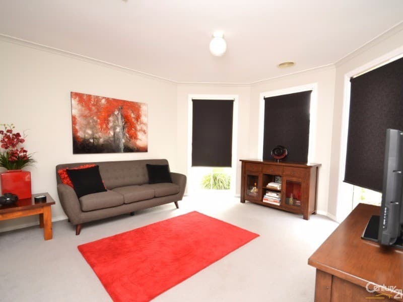 21 Roberts Court, Echuca, VIC, 3564, Echuca - Thumbnail 2