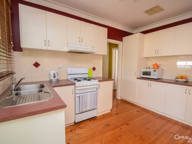 115 Pakenham Street, Echuca, VIC, 3564, Echuca - Thumbnail 7