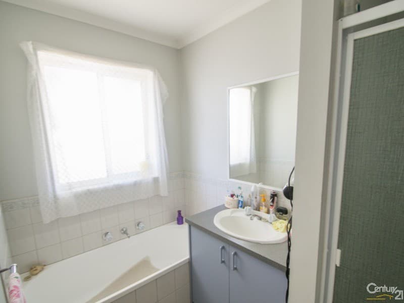 4/110 Sutton Street, Echuca, VIC, 3564, Echuca - Thumbnail 3