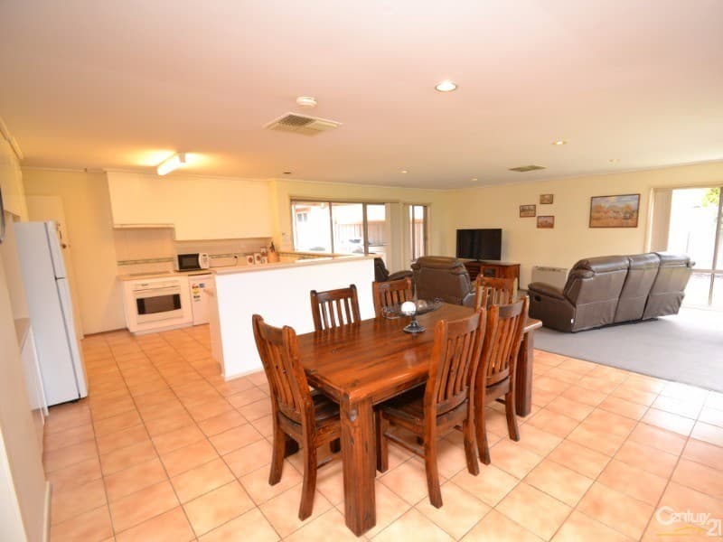 7 Stratton Court, Echuca, VIC, 3564, Echuca - Thumbnail 2