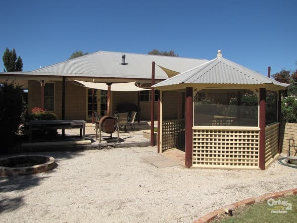 209 Benson Road, Echuca, VIC, 3564, Echuca - Thumbnail 4