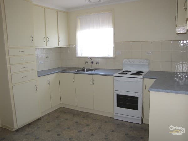 31 Dobinson, Echuca, VIC, 3564, Echuca - Thumbnail 2