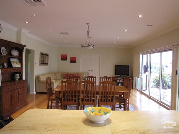 2 Ainsley Court, Echuca, VIC, 3564, Echuca - Thumbnail 2