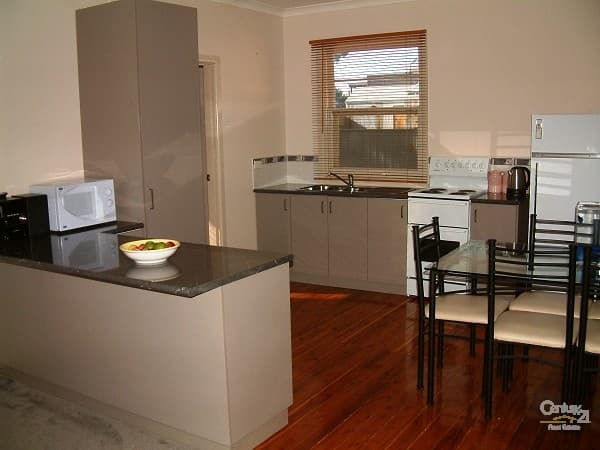 124 Sutton Street, Echuca, VIC, 3564, Echuca - Thumbnail 3