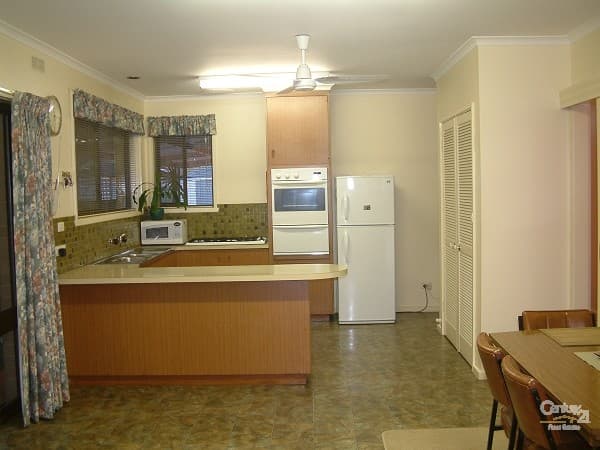 10 Crossen, Echuca, VIC, 3564, Echuca - Thumbnail 3