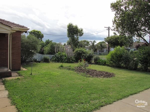 3 Boyle St, Echuca, VIC, 3564, Echuca - Thumbnail 2