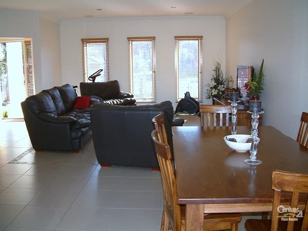 143 Pakenham Street, Echuca, VIC, 3564, Echuca - Thumbnail 3