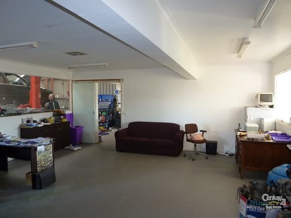 9 Mundarra Road, Echuca, VIC, 3564, Echuca - Thumbnail 2