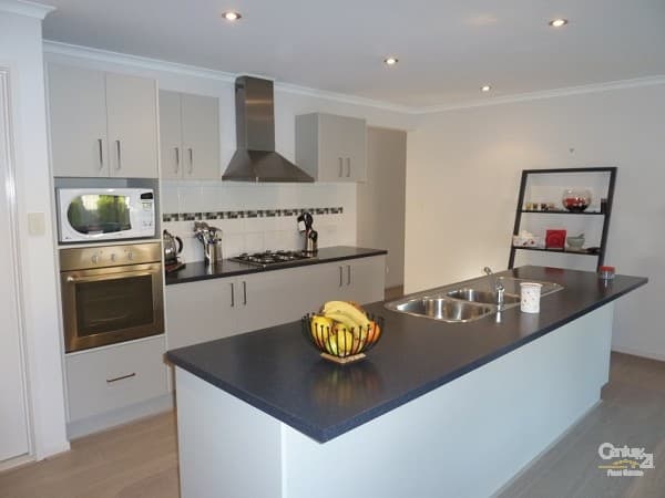 2 Aston Crt, Echuca, VIC, 3564, Echuca - Thumbnail 3