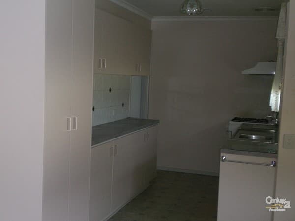 2 Dobinson Street, Echuca, VIC, 3564, Echuca - Thumbnail 3