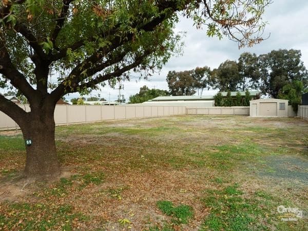 69 Pakenham St, Echuca, VIC, 3564, Echuca - Thumbnail 2