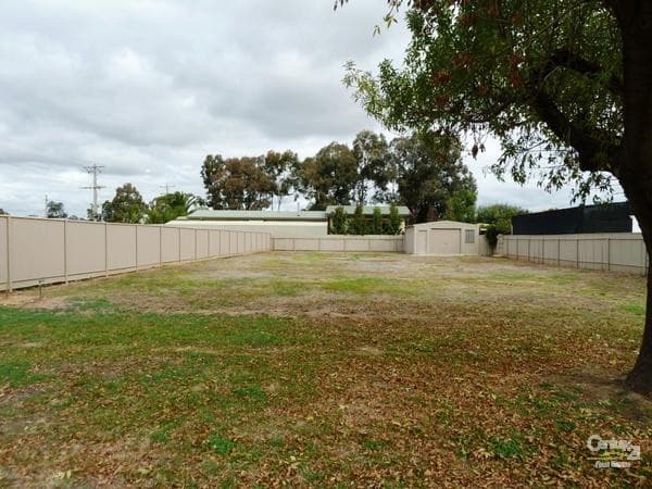 69 Pakenham St, Echuca, VIC, 3564, Echuca - Thumbnail 3