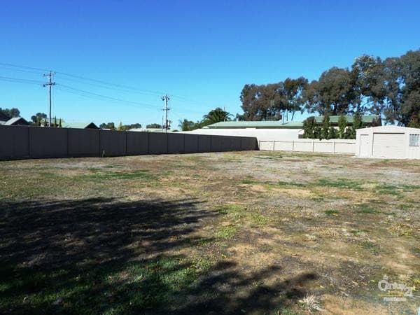 69 Pakenham St, Echuca, VIC, 3564, Echuca - Thumbnail 8