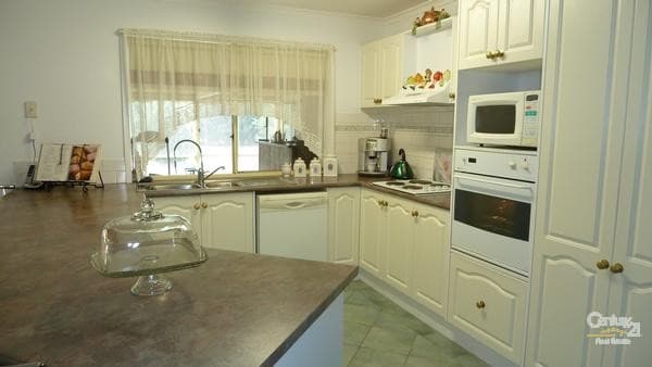 15 Baldwin Crt, Echuca, VIC, 3564, Echuca - Thumbnail 4