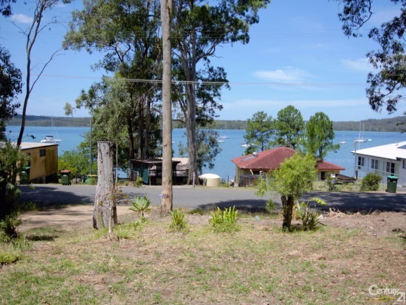 13 Cove Blvd, North Arm Cove, NSW, 2324, North Arm Cove - Thumbnail 2