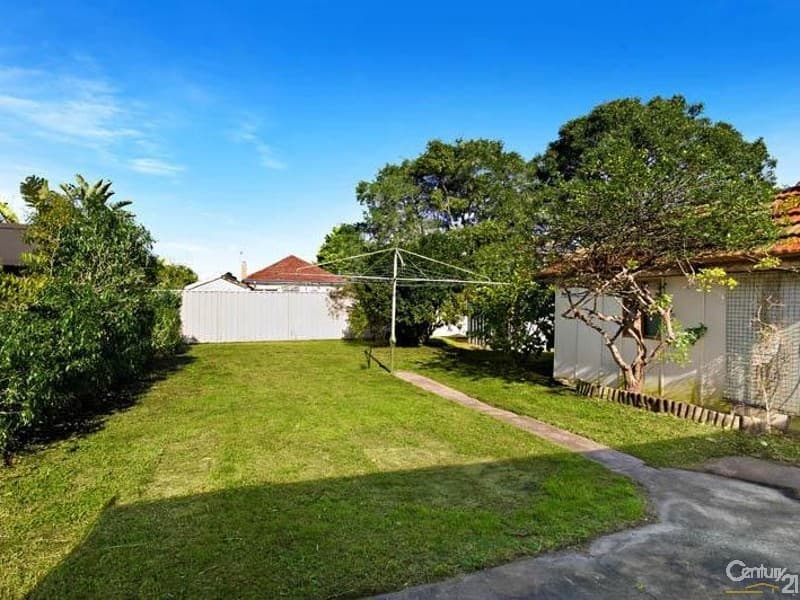 24 Pasadena Street, Monterey, NSW, 2217, Monterey - Thumbnail 6