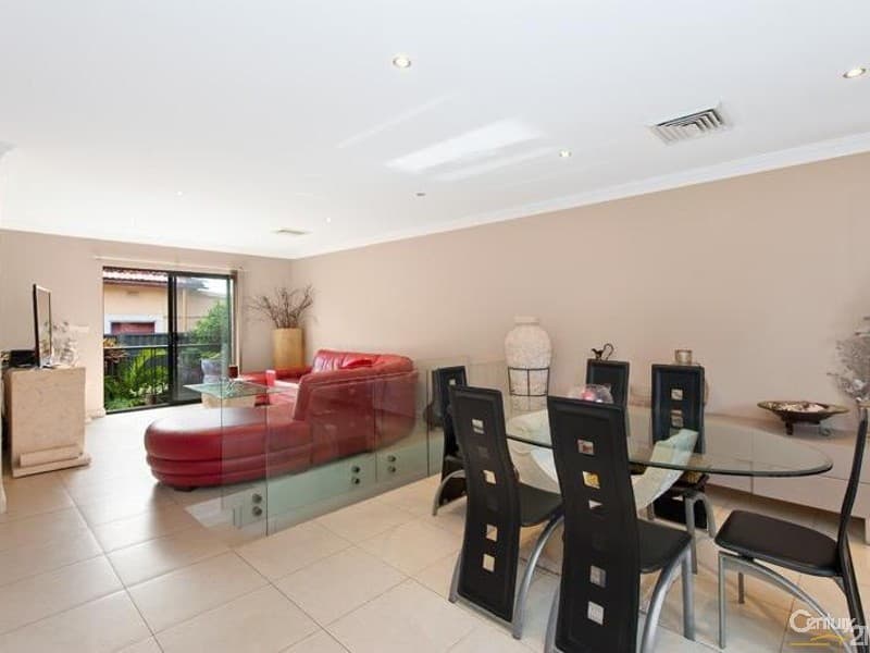 1/5 Robinson Street, Monterey, NSW, 2217, Monterey - Thumbnail 3
