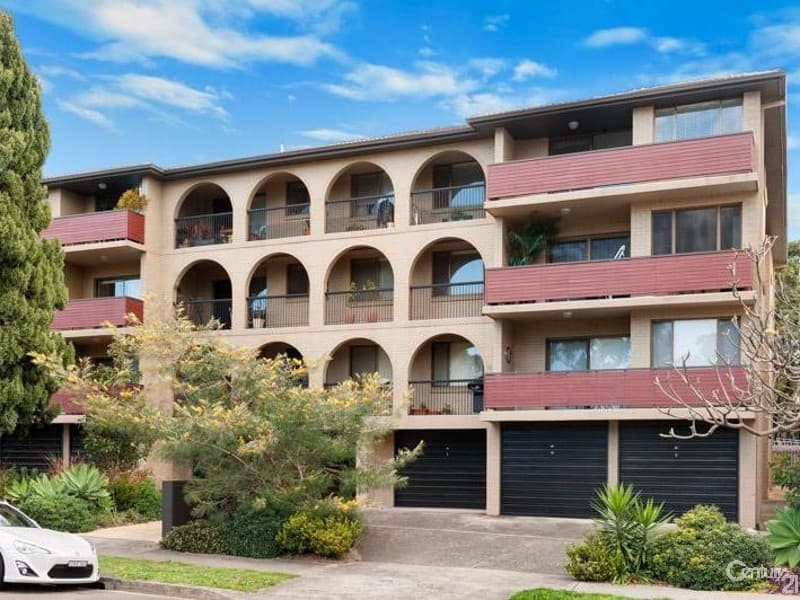 1/33 Burrows Street, Arncliffe, NSW, 2205, Arncliffe - Thumbnail 2