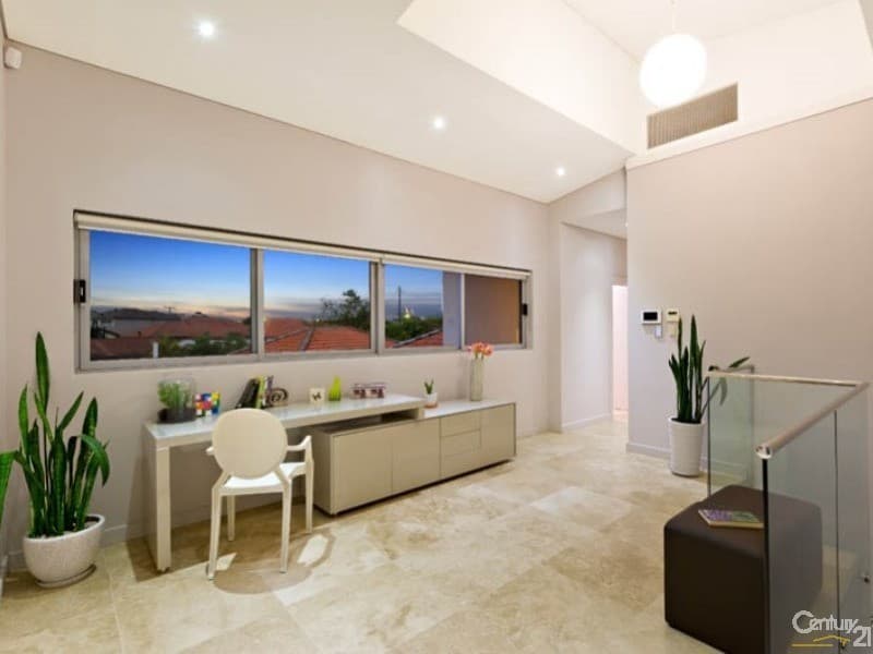 15 Tarni Street, Coombabah, QLD, 4216, Coombabah - Thumbnail 5
