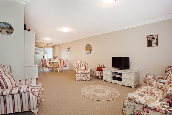 4/133-135 Russell Avenue, Dolls Point, NSW, 2219, Sandringham - Thumbnail 2