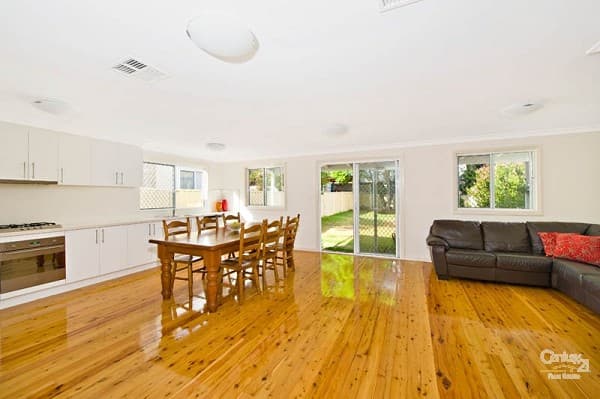 11 Kings Road, Brighton-le-sands, NSW, 2216, Brighton-Le-Sands - Thumbnail 2