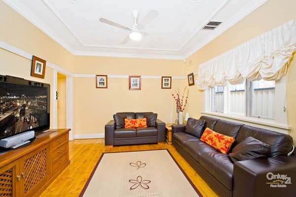 5 Yew Court, Cranbourne North VIC 3977, Cranbourne North - Thumbnail 2
