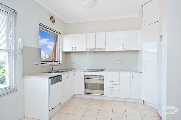 11/37 Kings Road, Brighton-le-sands, NSW, 2216, Brighton-Le-Sands - Thumbnail 3