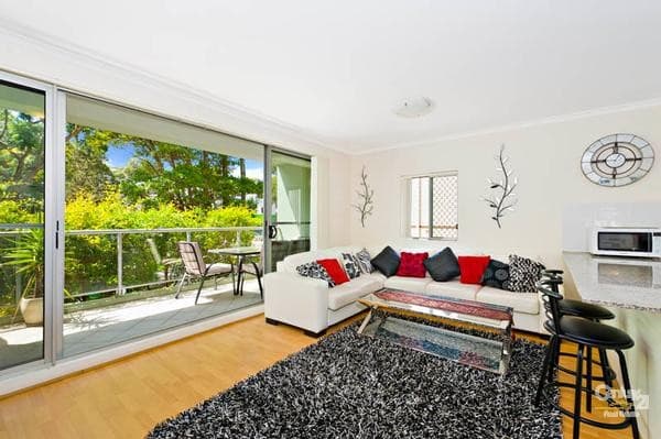 2/63a Connemarra Street Access Via Queen Victoria St, Bexley, NSW, 2207, Bexley - Thumbnail 2