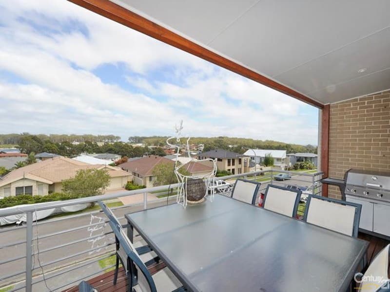 60 Saratoga Avenue, Corlette, NSW, 2315, Corlette - Thumbnail 3