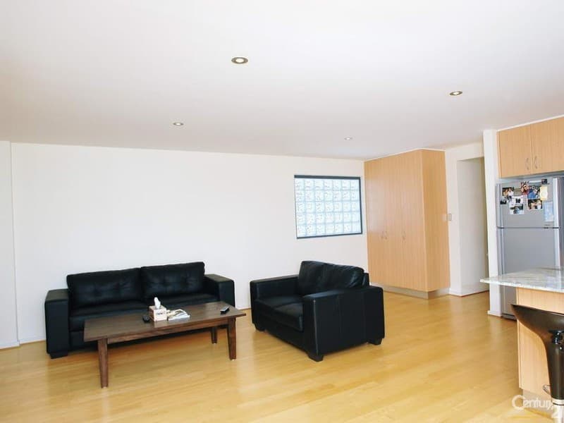 7/3 Yacaaba Street, Nelson Bay, NSW, 2315, Nelson Bay - Thumbnail 2