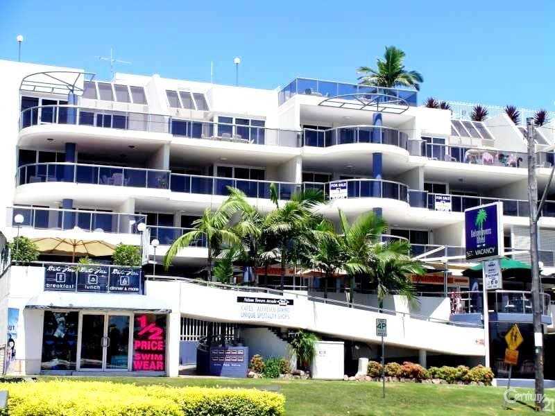 3/156 Frank Street, Labrador, QLD, 4215, Labrador - Thumbnail 2