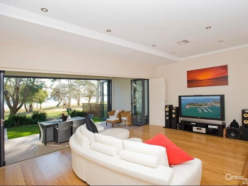 2/28-30 Cromarty Rd, Soldiers Point, NSW, 2317, Soldiers Point - Thumbnail 7