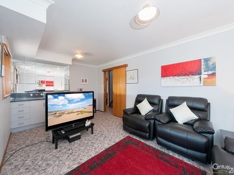 18 Ocean Avenue, Anna Bay, NSW, 2316, Anna Bay - Thumbnail 5