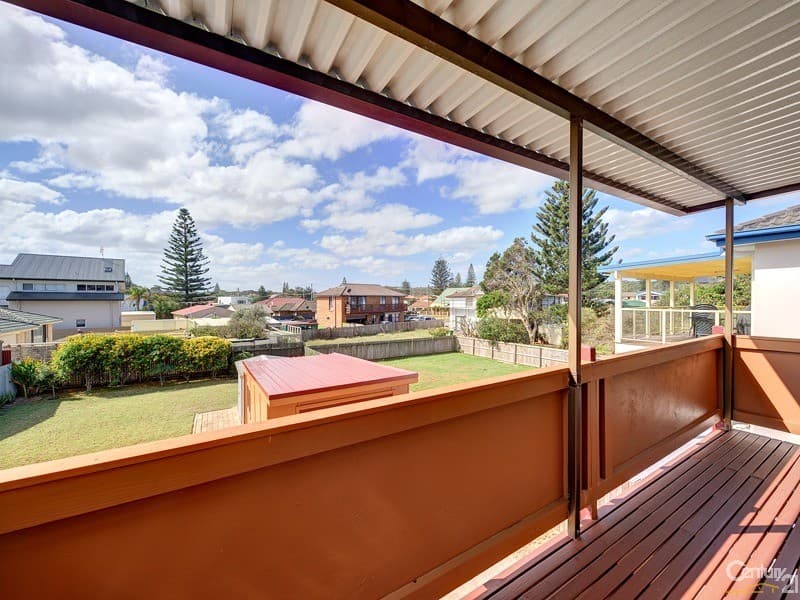 18 Ocean Avenue, Anna Bay, NSW, 2316, Anna Bay - Thumbnail 3