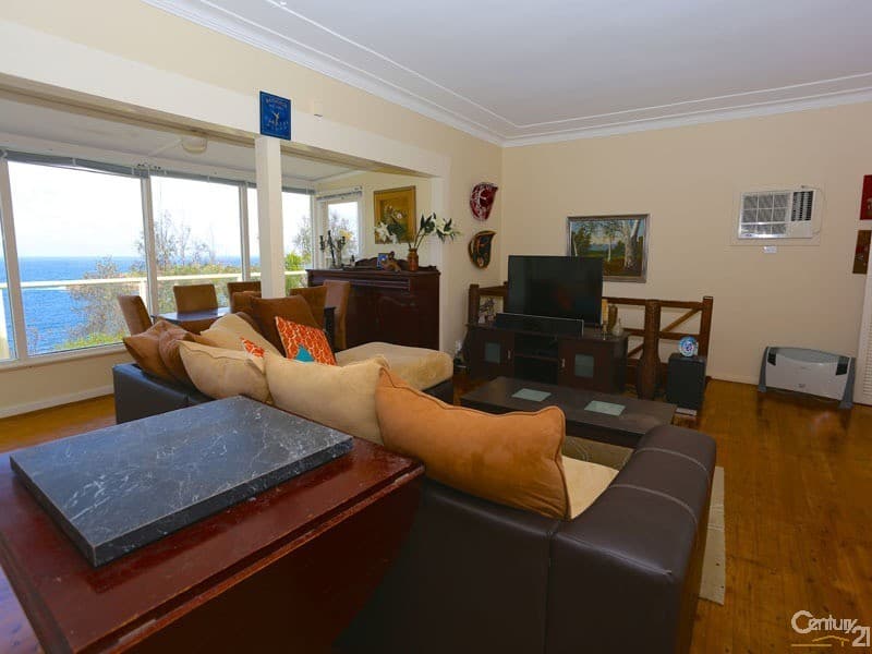 12 Tomaree Crescent, Boat Harbour, NSW, 2316, Boat Harbour - Thumbnail 7
