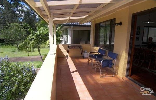 3 Pantowora Street, Corlette, NSW, 2315, Corlette - Thumbnail 3