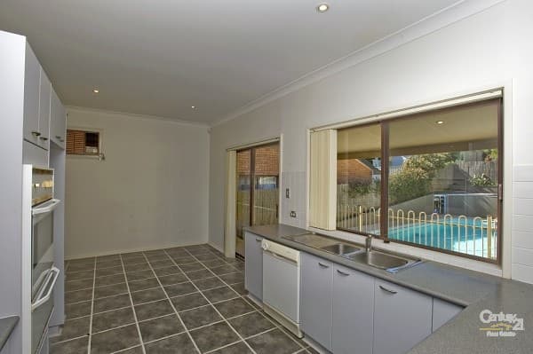 28 Corrie Pde, Corlette, NSW, 2315, Corlette - Thumbnail 5