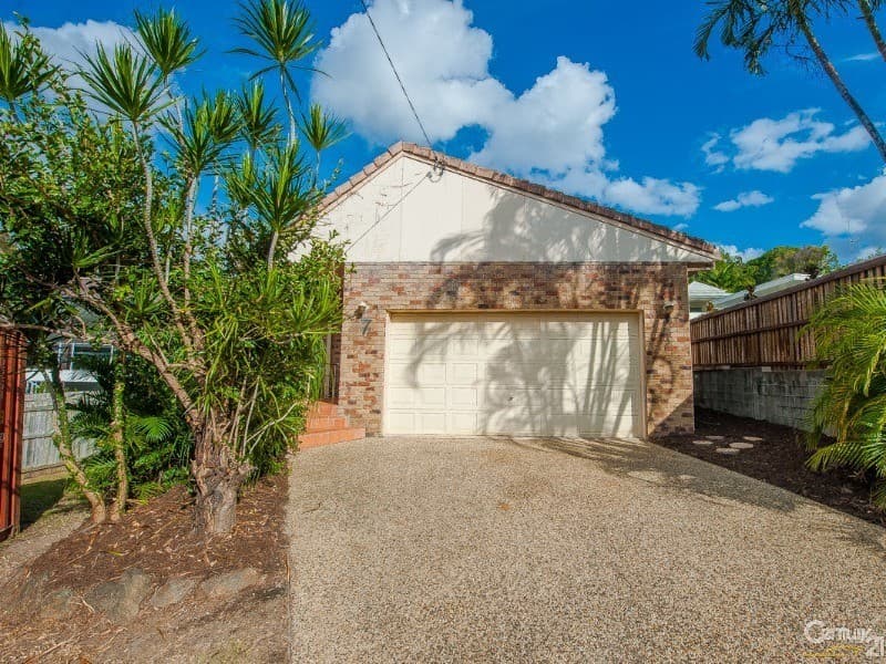 7 Camfield Street, Alexandra Headland, QLD, 4572, Alexandra Headland - Thumbnail 3