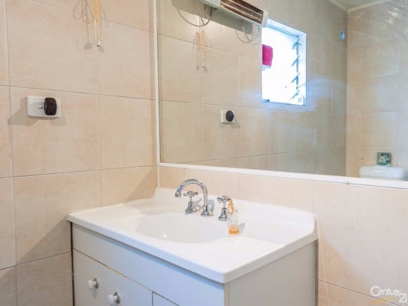 2/10 Camfield Street, Alexandra Headland, QLD, 4572, Alexandra Headland - Thumbnail 5
