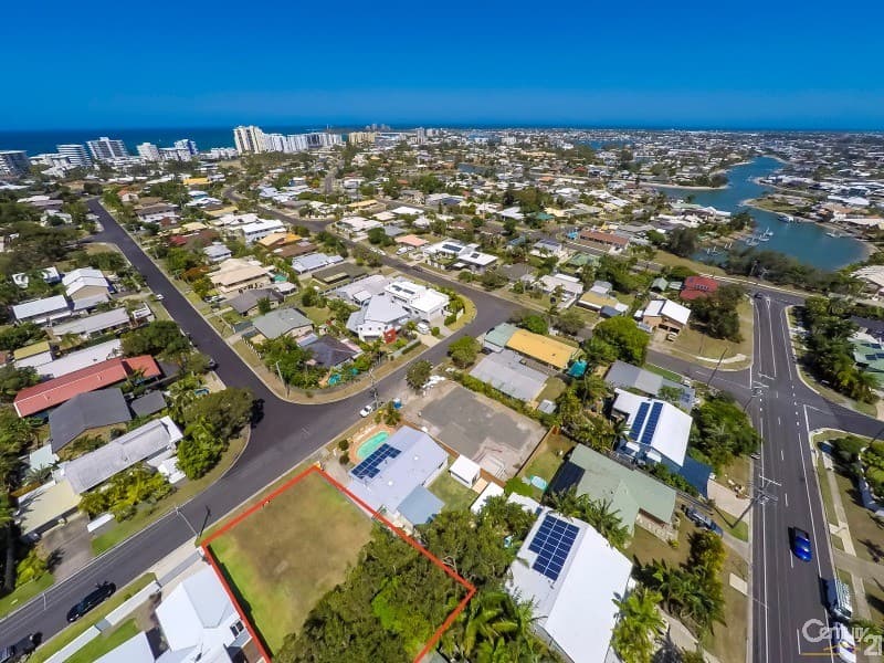 32 Tombarra Street, Mooloolaba, QLD, 4557, Mooloolaba - Thumbnail 2