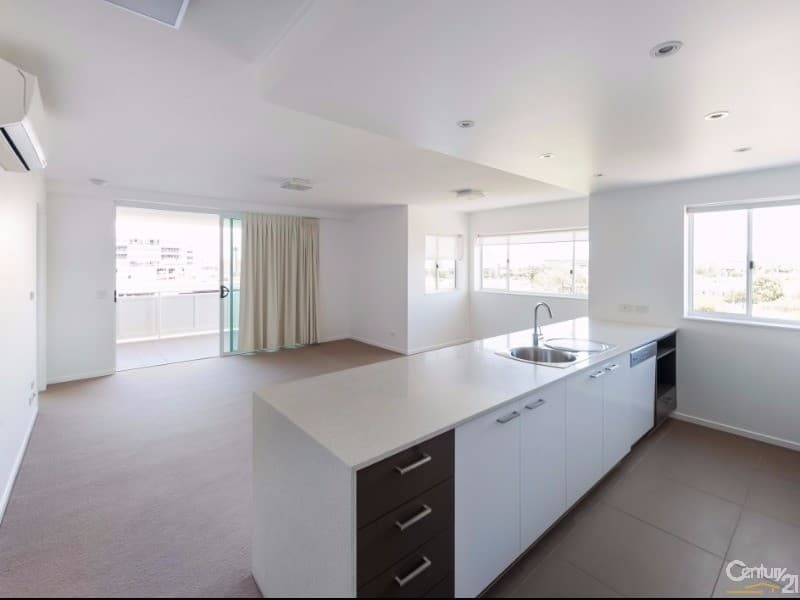 7204/7 Emporio Place, Maroochydore, QLD, 4558, Majors Creek - Thumbnail 8