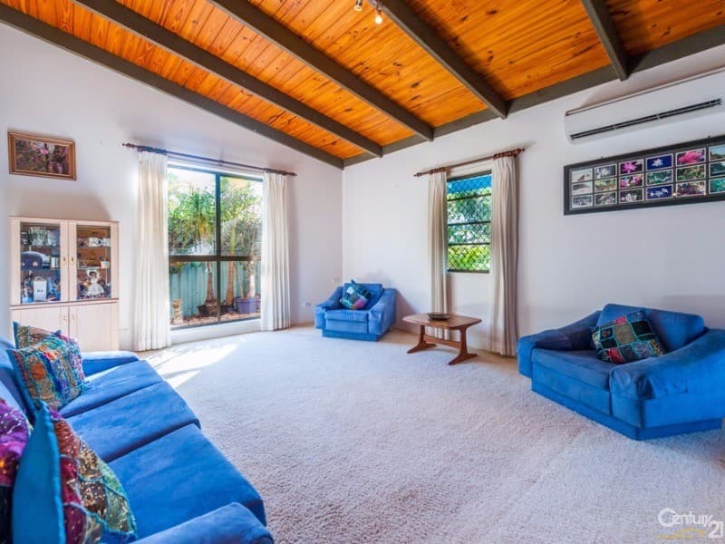 33 Hilltop Crescent, Maroochydore, QLD, 4558, Maroochydore - Thumbnail 2
