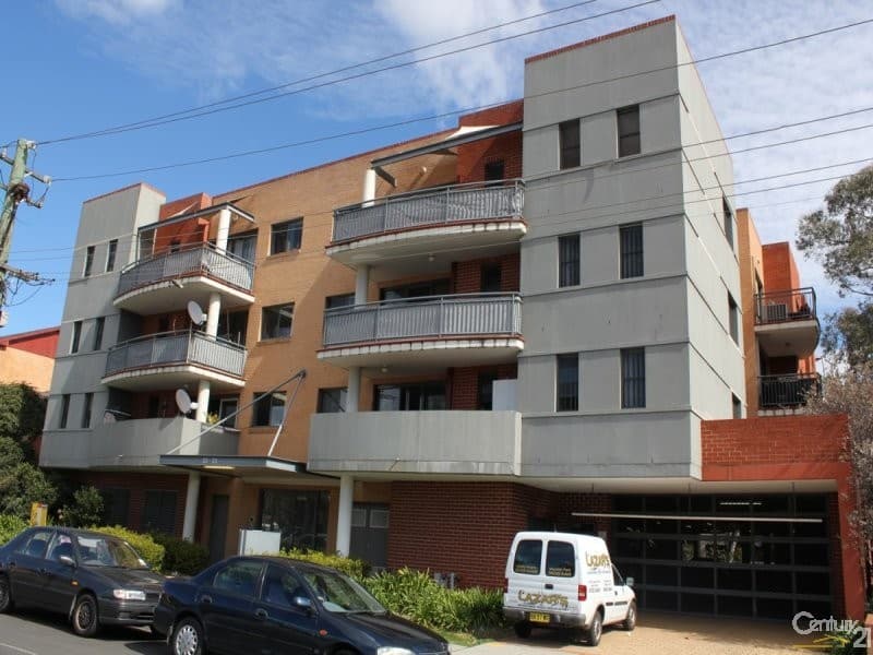 2/33 Bathurst Street, Liverpool, NSW, 2170, Liverpool - Image 1