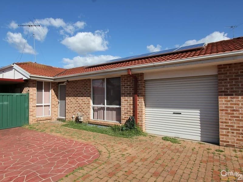 2/73-75 Cockatiel Cct, Green Valley, NSW, 2168, Green Valley - Image 1