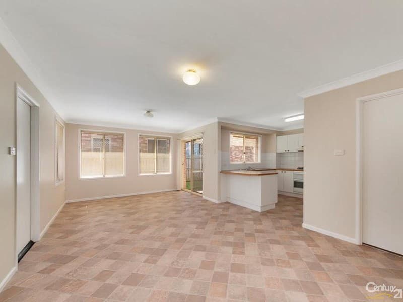 5 Somercotes Court, Wattle Grove, NSW, 2173, Wattle Grove - Thumbnail 2