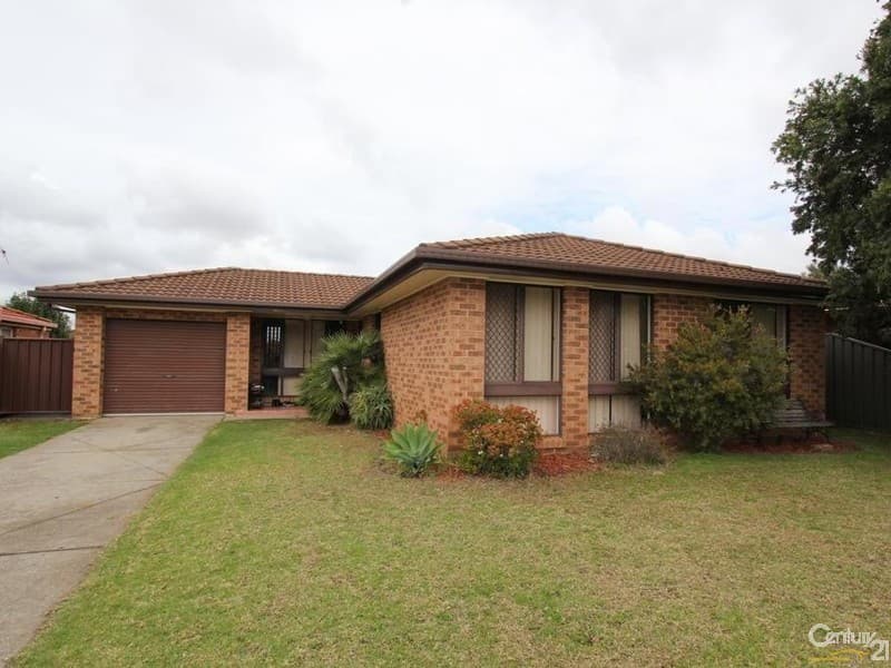 17 Dorrigo Crescent, Bow Bowing, NSW, 2566, Bow Bowing - Image 1