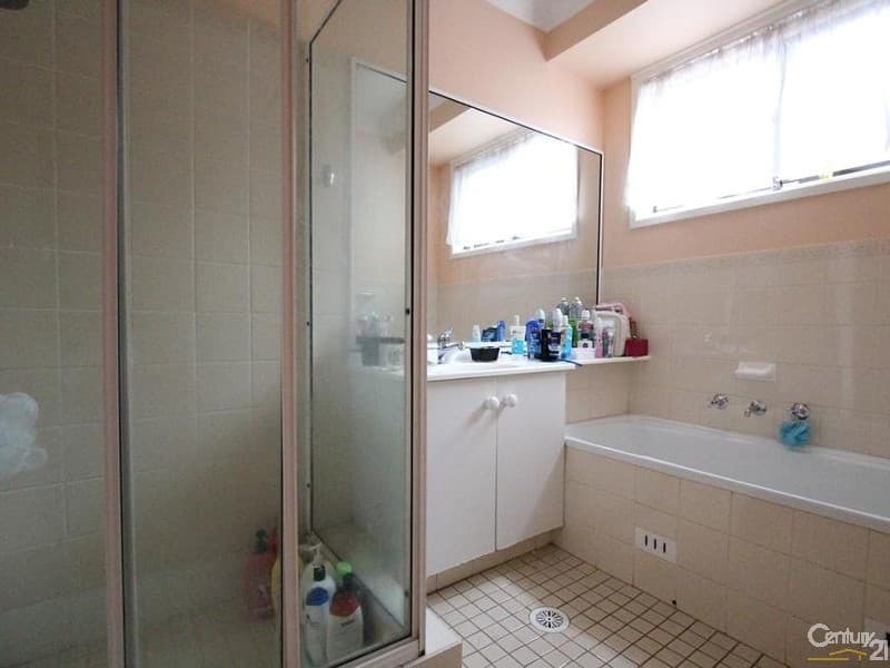 17 Dorrigo Crescent, Bow Bowing, NSW, 2566, Bow Bowing - Thumbnail 5