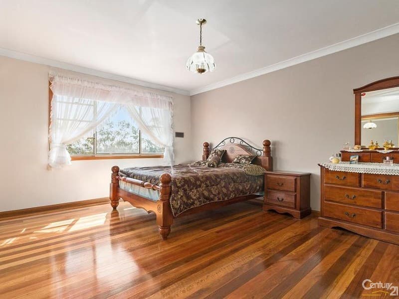 22 Ingham Drive, Casula, NSW, 2170, Casula - Thumbnail 7
